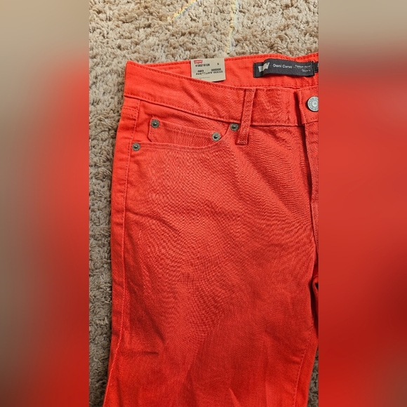 LEVI'S Demi Curve Modern Rise Skinny Jeans In Coral red. Size 8/29. NWT - Picture 8 of 9